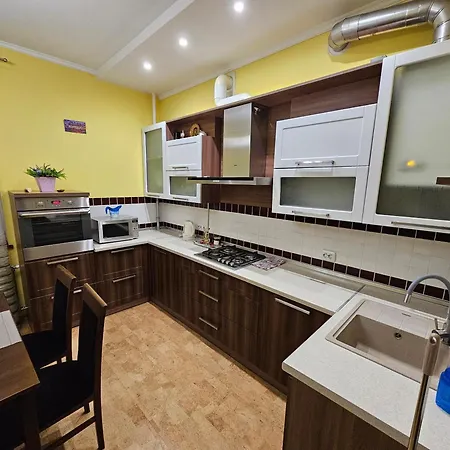Apartament надзвичайно зручна простора *