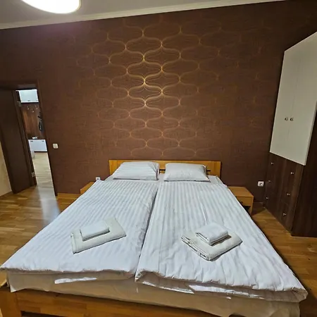 надзвичайно зручна простора Apartament
